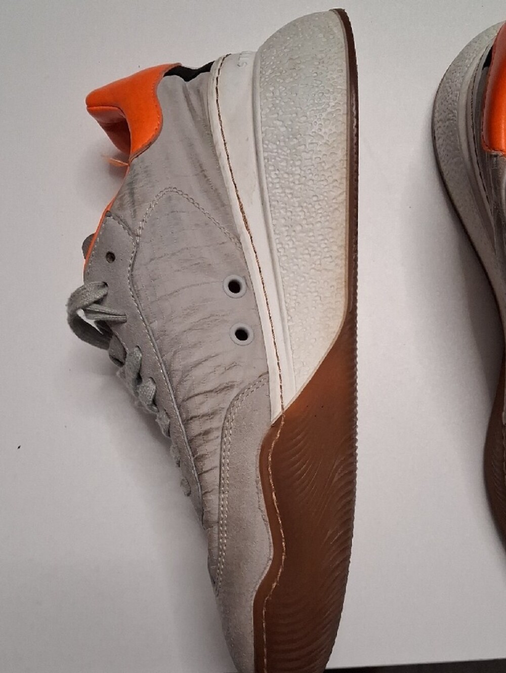 Stella McCartney Light Gray Sneakers with Bright Orange Interior - Picture 4 of 9